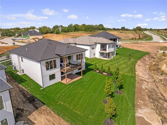 $989,890 | 11227 South Sunray Drive, Olathe, KS 66061