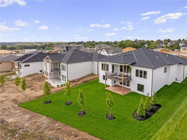 $989,890 | 11227 South Sunray Drive, Olathe, KS 66061