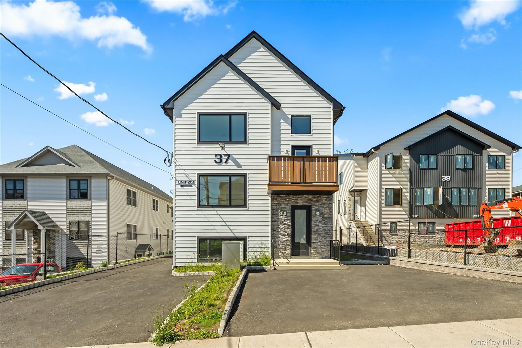 37 Ewing Avenue, Unit 201 Spring Valley, NY 10977 - Photo 1 of 40