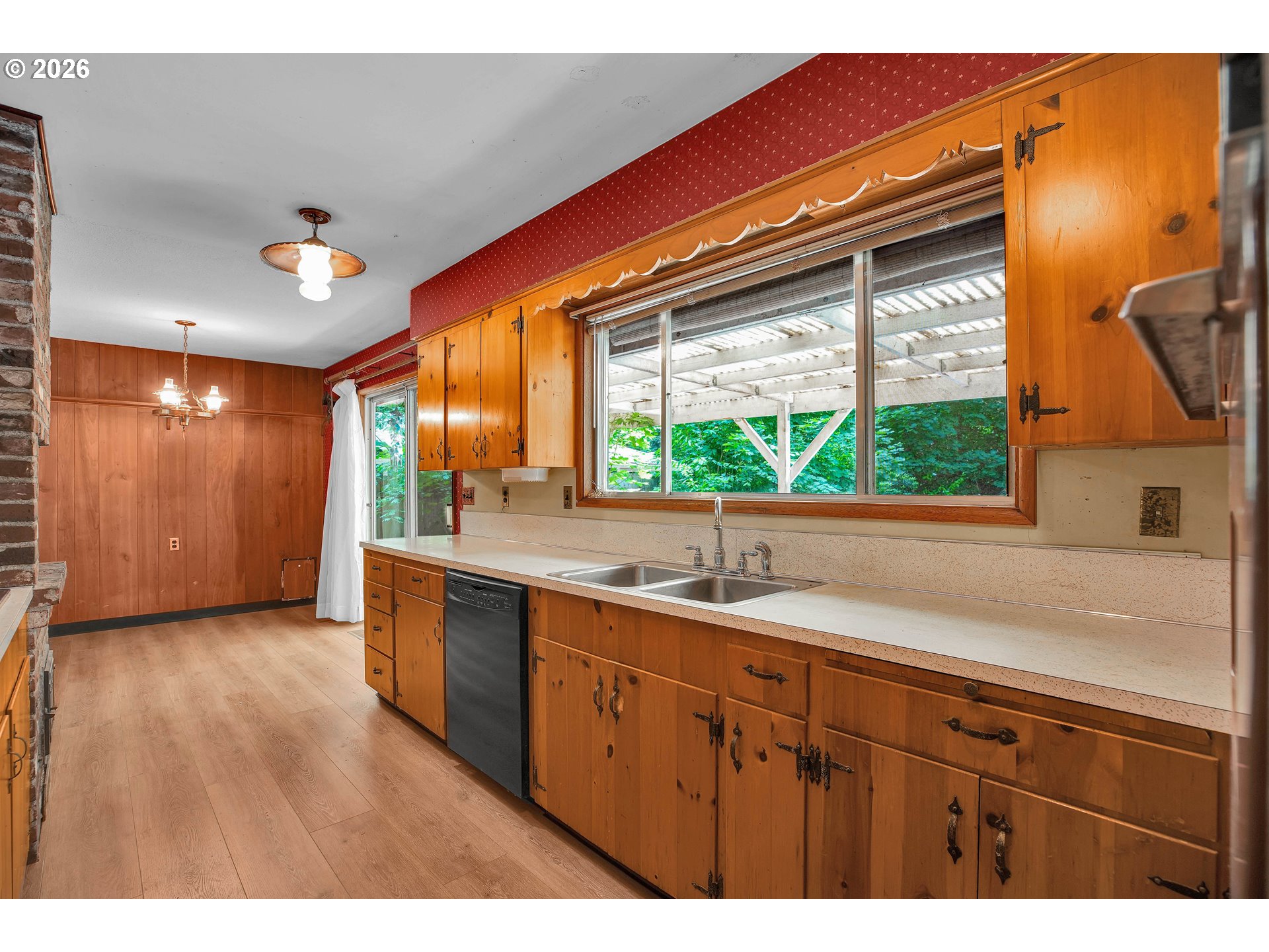 16714 Northeast Wasco Street Portland, OR 97230 - Photo 17 of 42