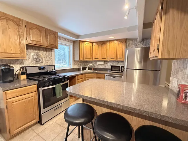 $410,000 | 52 Edward's Village Loop, West Dover, VT 05356