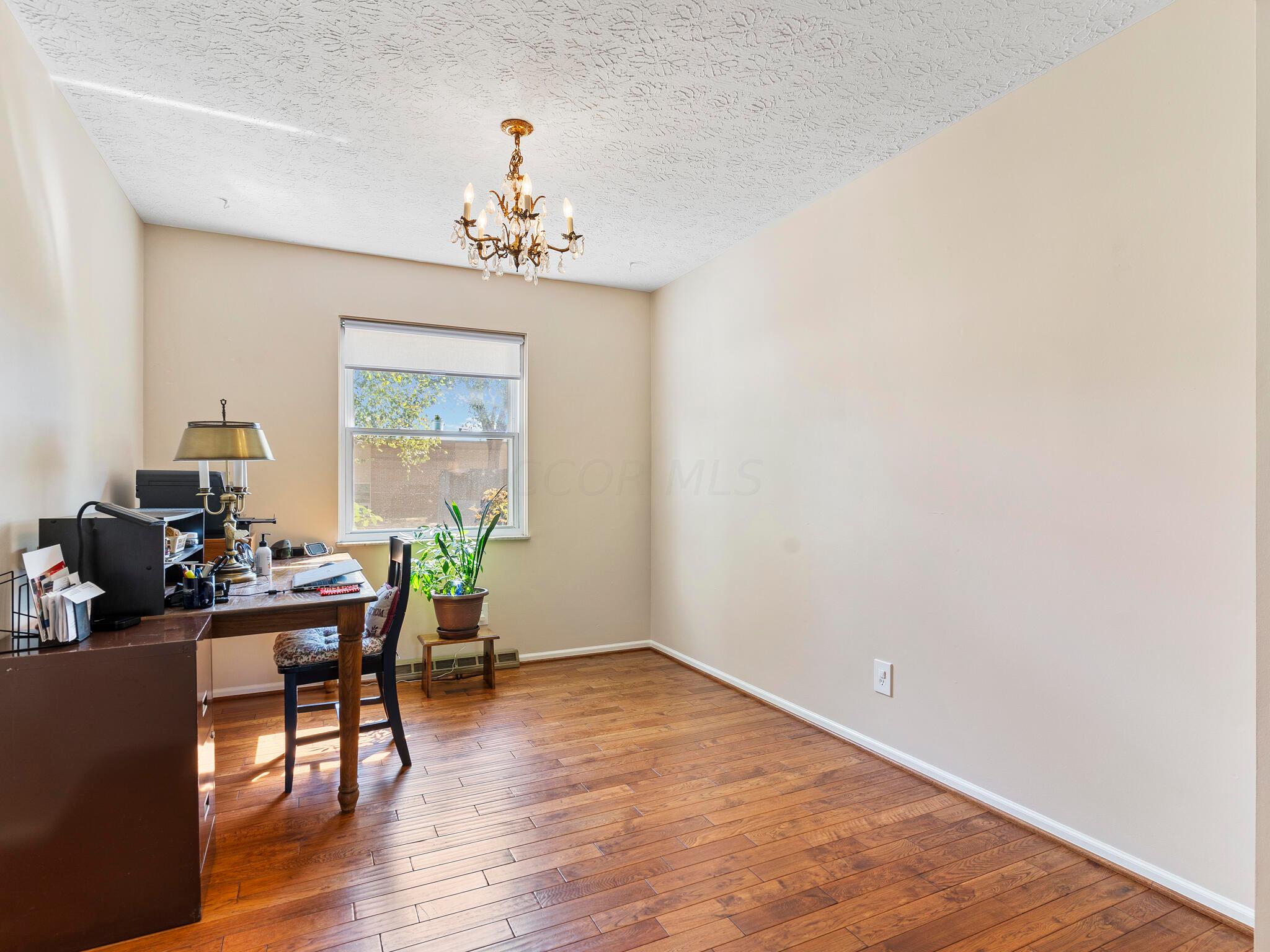 813 Riva Ridge Boulevard Columbus, OH 43230 - Photo 9 of 51 DSC09836