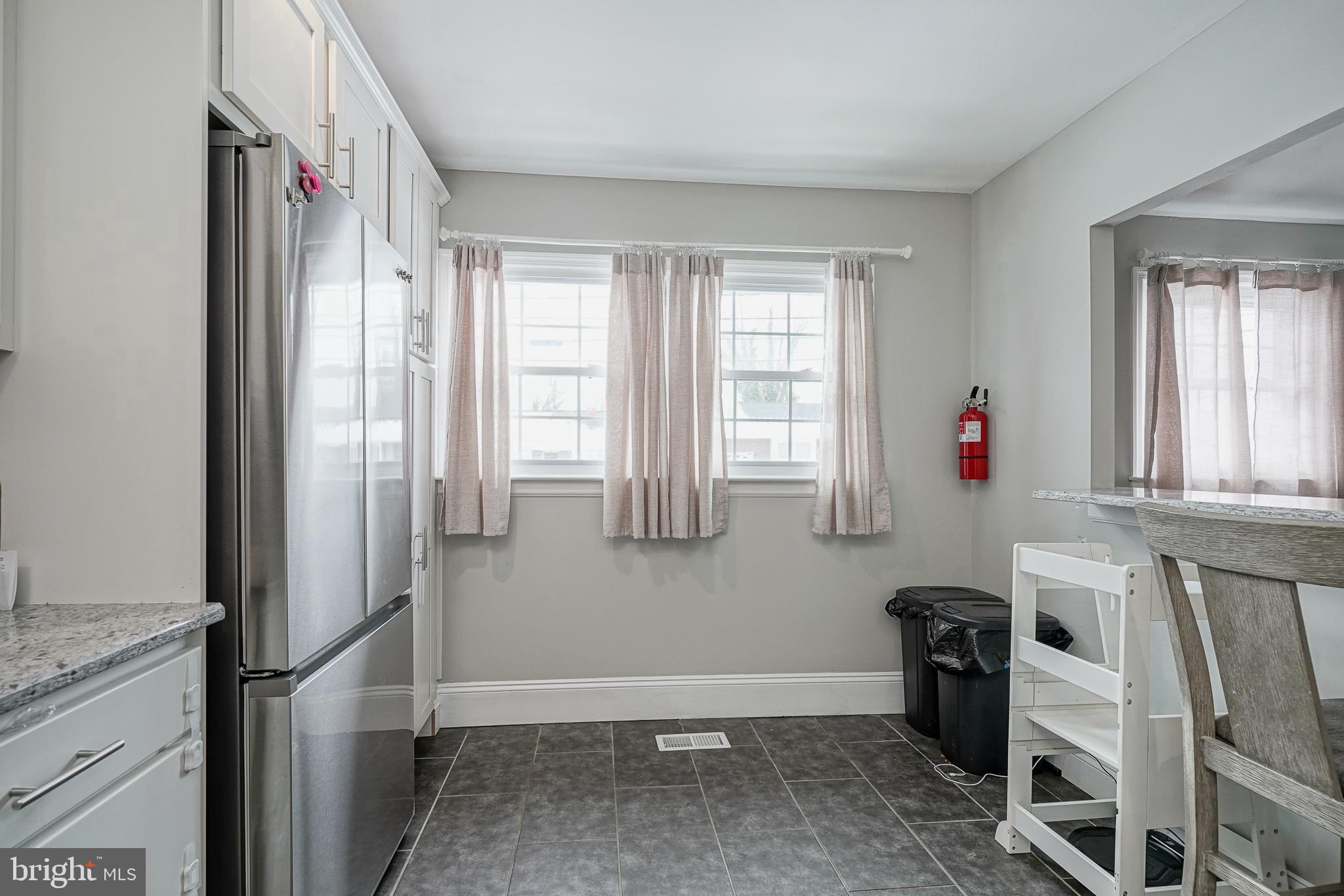 405 Evesham Avenue East Magnolia, NJ 08049 - Photo 12 of 29