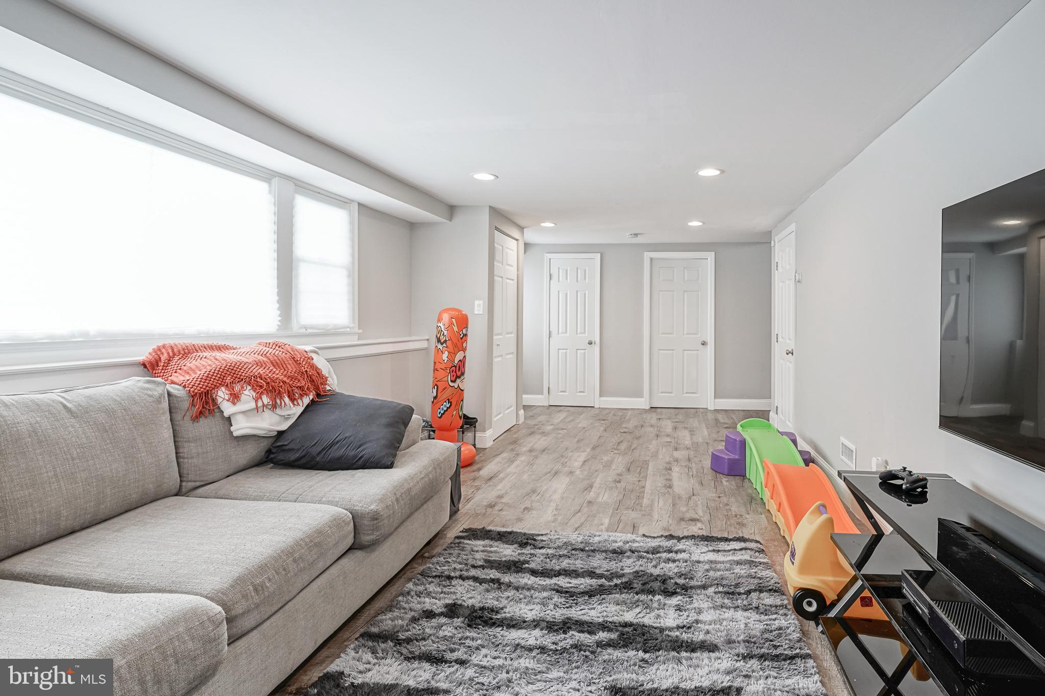 405 Evesham Avenue East Magnolia, NJ 08049 - Photo 17 of 29