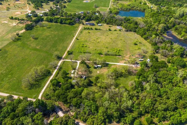 $599,000 | 120 County Road 3646, Clifton, TX 76634