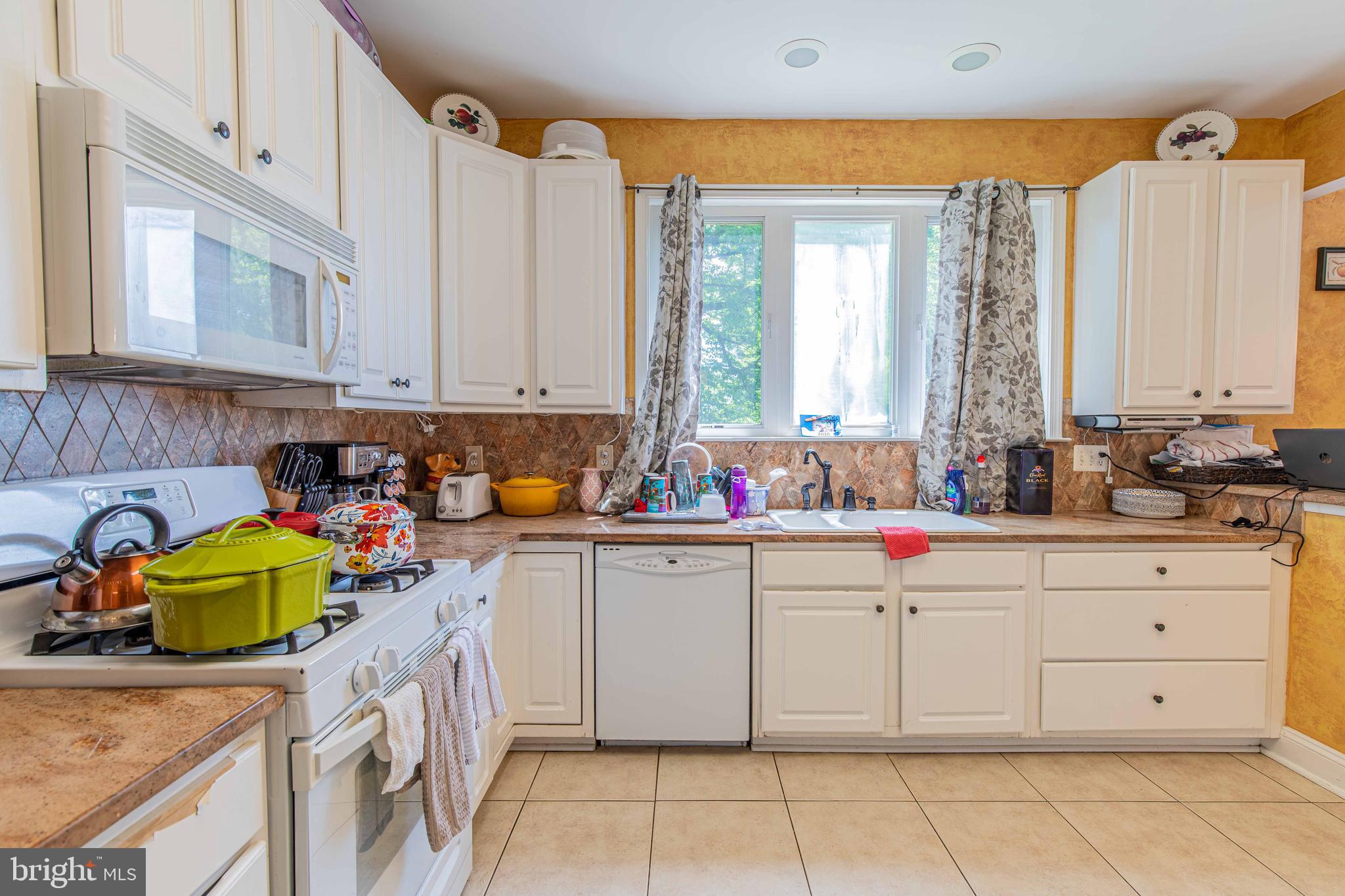 1843 Middlebridge Drive Silver Spring, MD 20906 - Photo 10 of 44