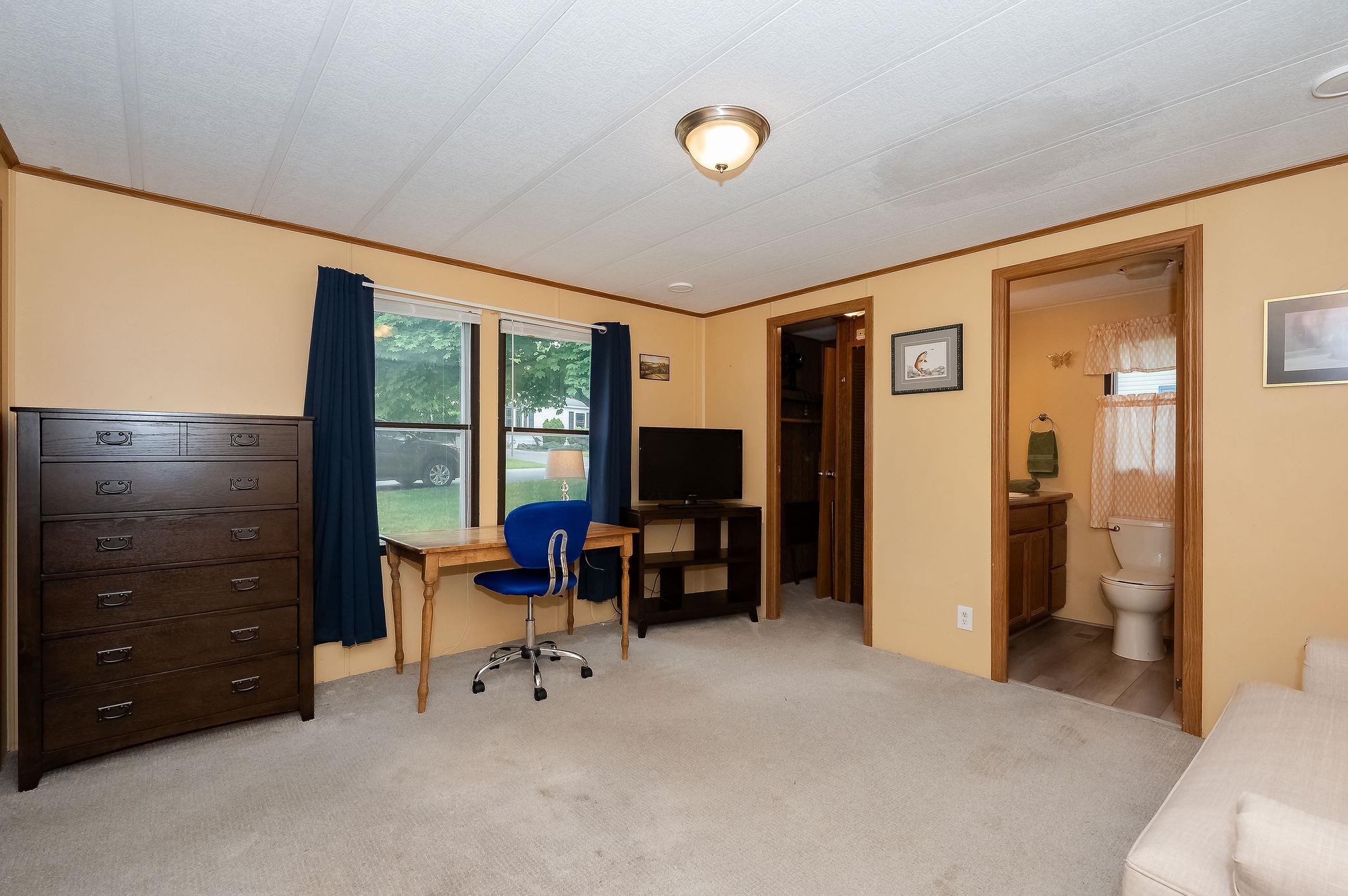 7 Cherokee Way Rochester, NH 03867 - Photo 19 of 36