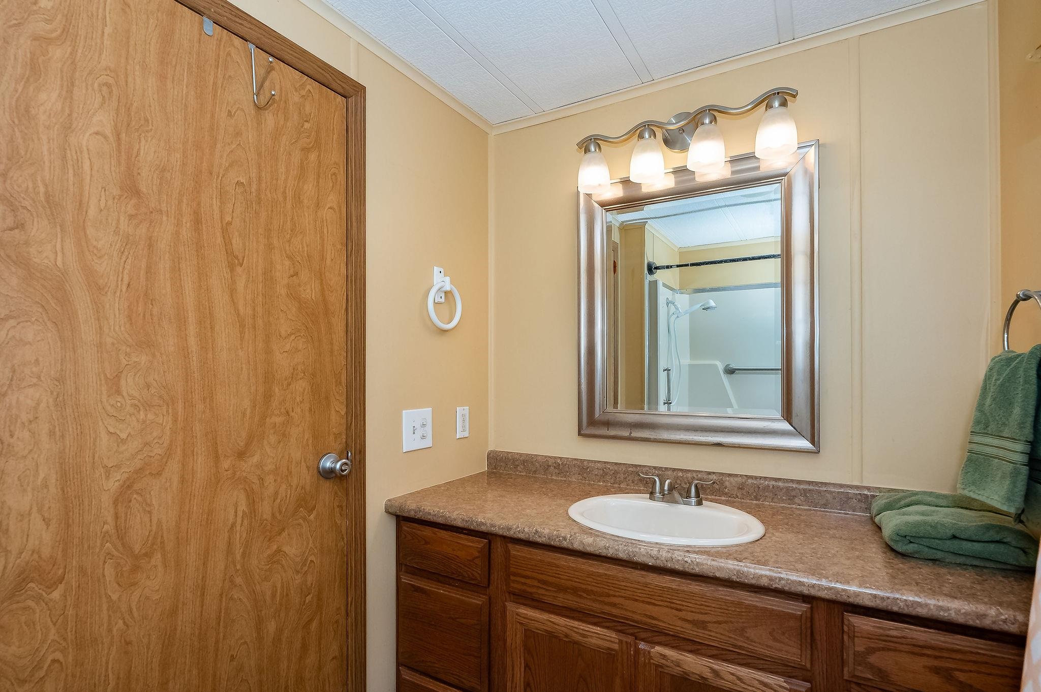 7 Cherokee Way Rochester, NH 03867 - Photo 25 of 36