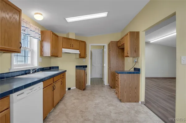 $129,900 | 66 West Main Street, Pembroke, NY 14036