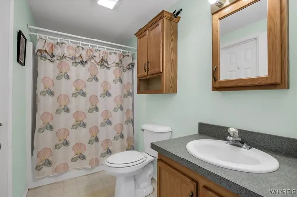 $129,900 | 66 West Main Street, Pembroke, NY 14036
