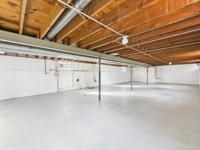 $294,000 | 7216 West 63rd Place, Summit, IL 60501