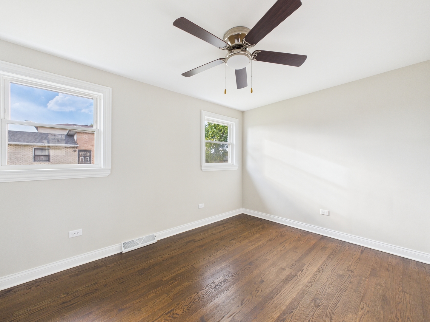 7216 West 63rd Place Summit, IL 60501 - Photo 4 of 14