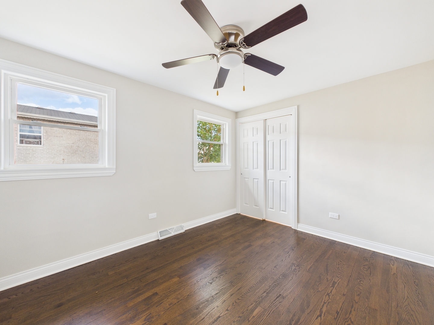 7216 West 63rd Place Summit, IL 60501 - Photo 6 of 14