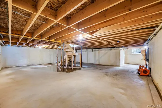 $1,398,800 | 126 Rim Lane, Hicksville, NY 11801