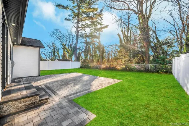 $1,398,800 | 126 Rim Lane, Hicksville, NY 11801