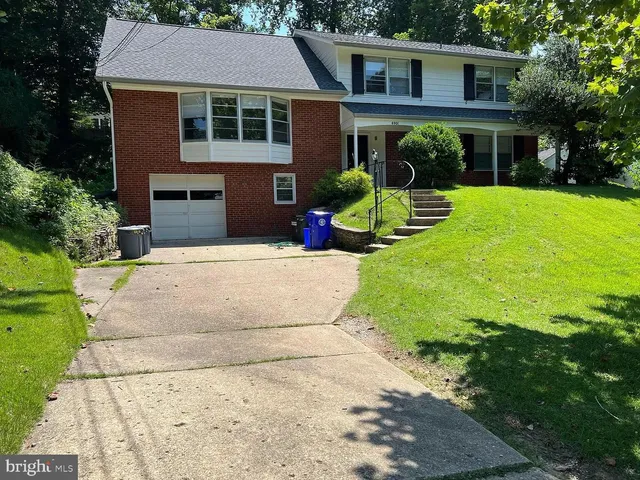 $4,500 | 6901 Millwood Road, Bethesda, MD 20817