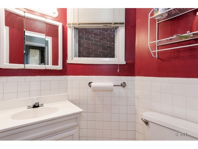 815 South Bell Avenue Chicago, IL 60612 - Photo 10 of 18