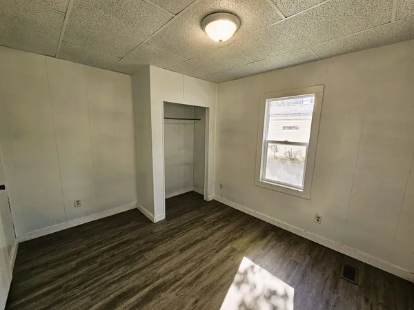 $68,500 | 415 East Johnson Street, Fairfield, IL 62837