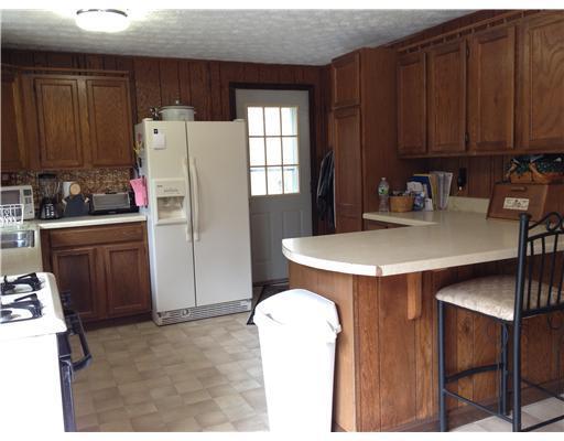254 Dinsmore Road Sidney, ME 04330 - Photo 5 of 14 Kitchen.