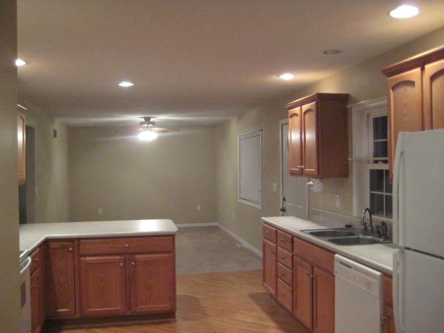 8721 South Trivoli Road Glasford, IL 61533 - Photo 4 of 5 Gallery Image 4