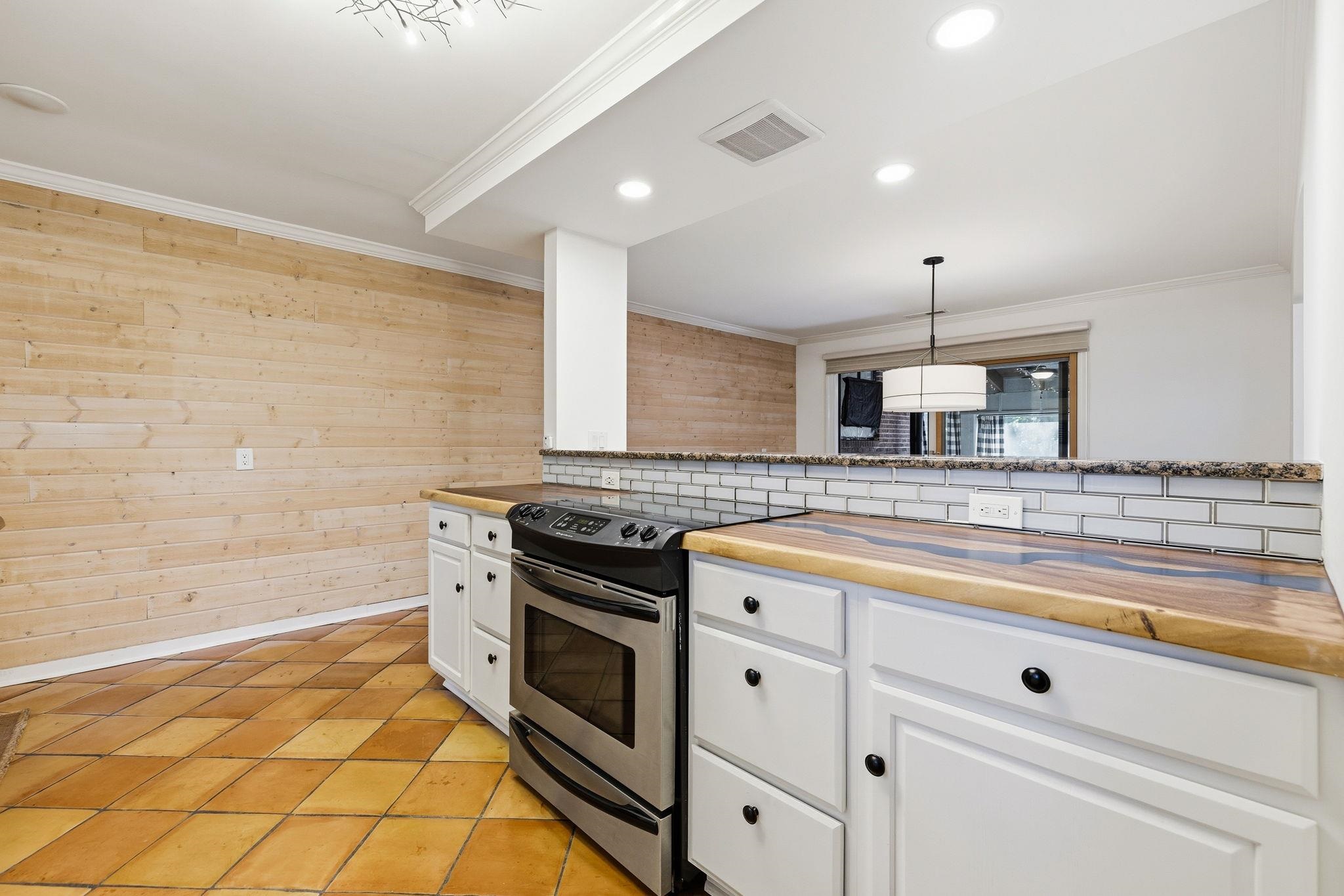 11 Chapel Creek Road, Unit 11 Pawleys Island, SC 29585 - Photo 19 of 73