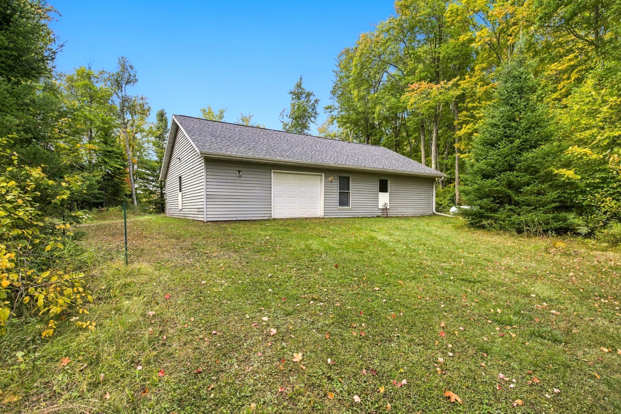 3050 Horseshoe Lake Road Crandon, WI 54520 - Photo 4 of 39 Gallery Image 4