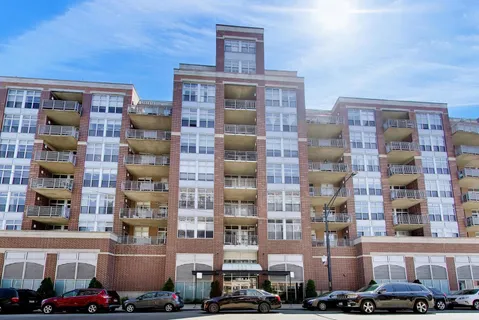 $325,000 | 111 South Morgan Street, Unit 620, Chicago, IL 60607
