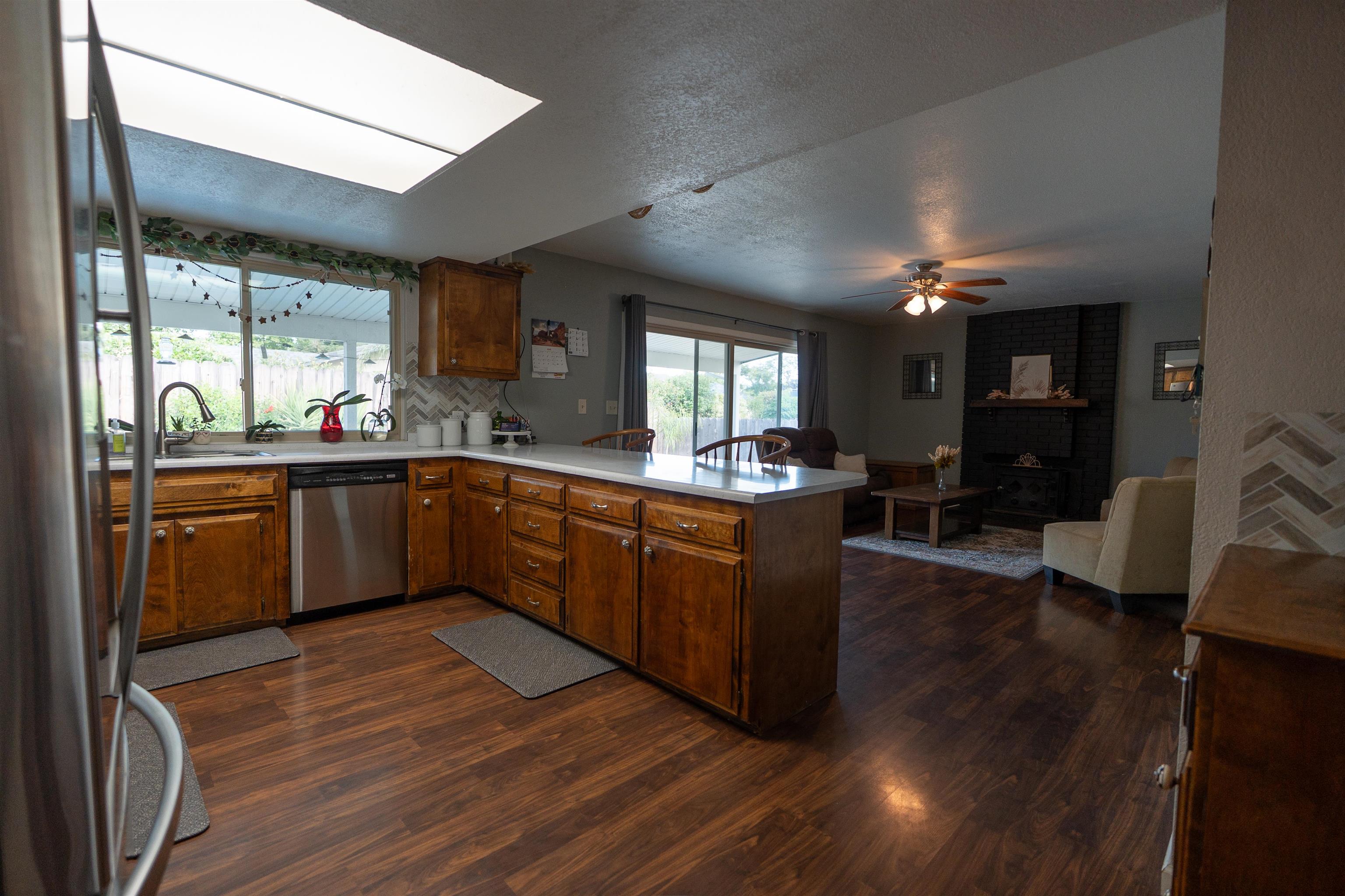 471 Stanmar Drive Corning, CA 96021 - Photo 4 of 23