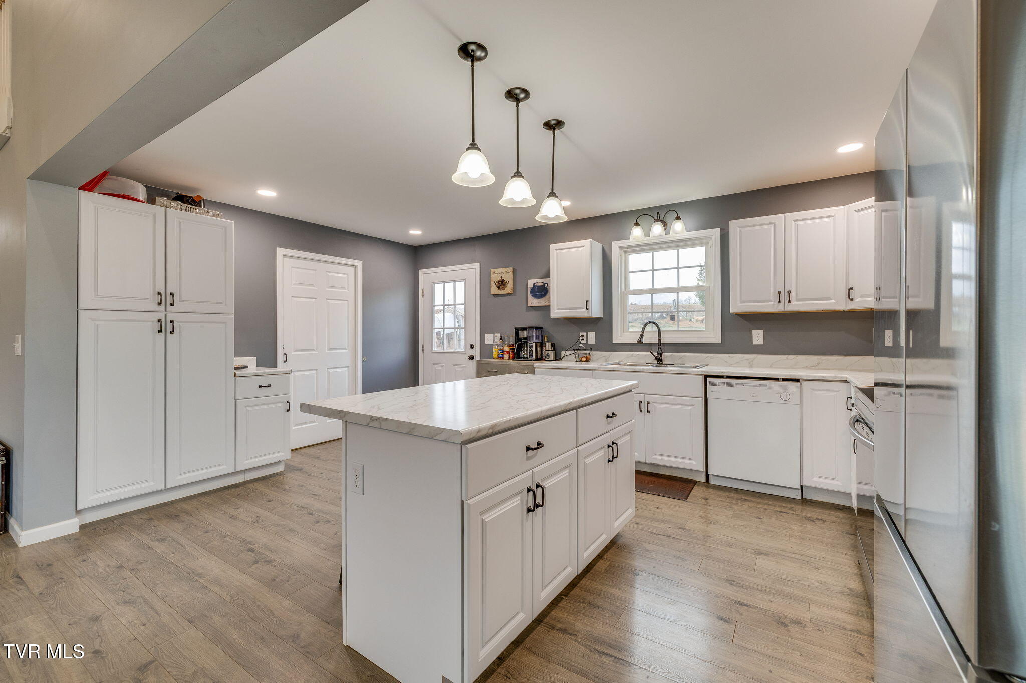 3240 Old State Rte 34 Limestone, TN 37681 - Photo 11 of 44 011