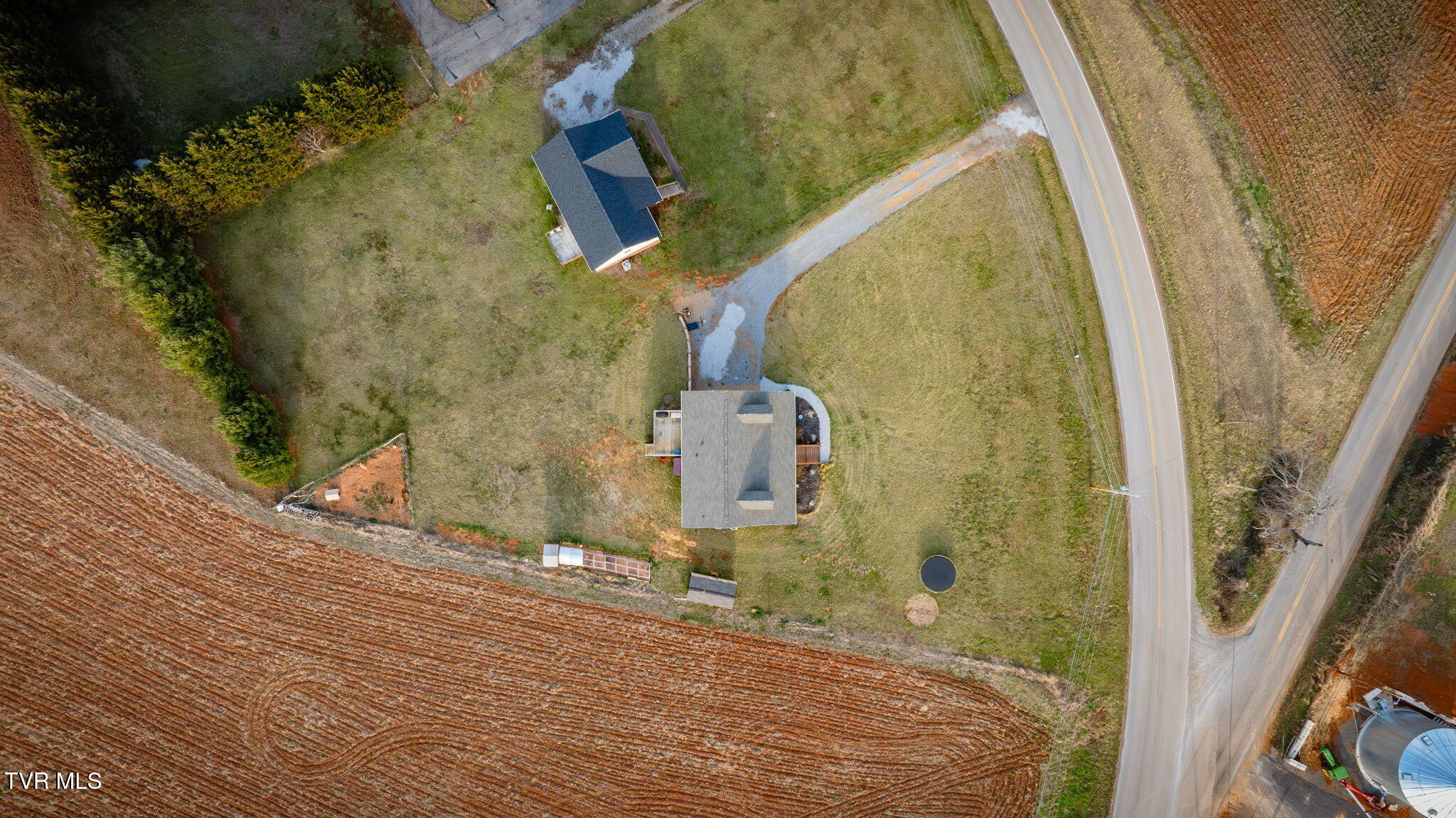 3240 Old State Rte 34 Limestone, TN 37681 - Photo 43 of 44 105