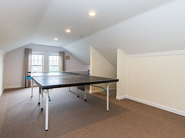 59 Barbara Road, Unit 2 Waltham, MA 02453 - Photo 18 of 25 Gallery Image 18