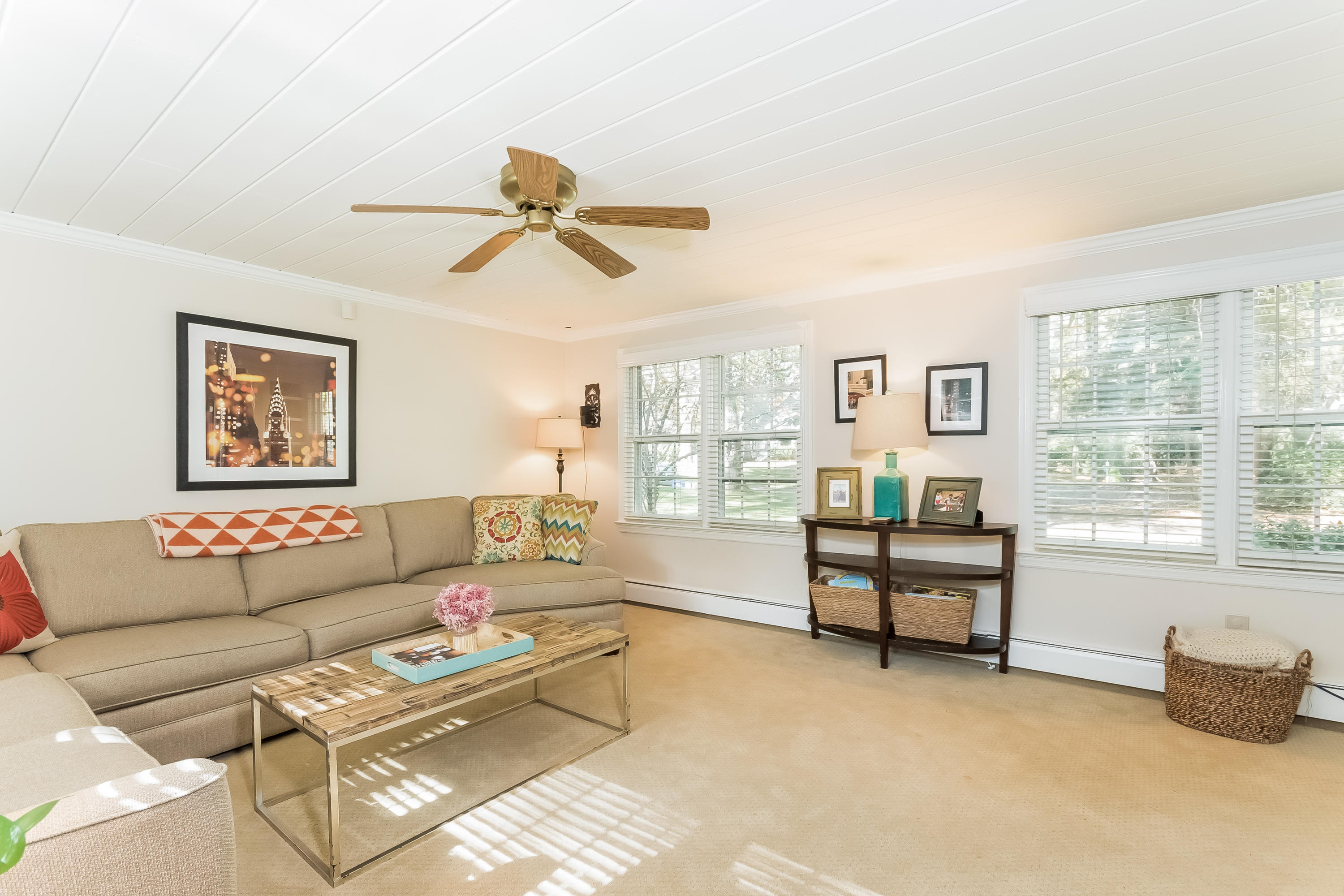 19 Old Stone Road Darien, CT 06820 - Photo 10 of 31 017-Family_Room-3373387-large