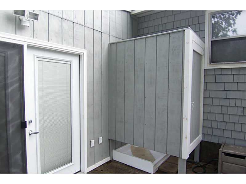 25 Pontiac Road Narragansett, RI 02882 - Photo 8 of 11 Exterior Front.