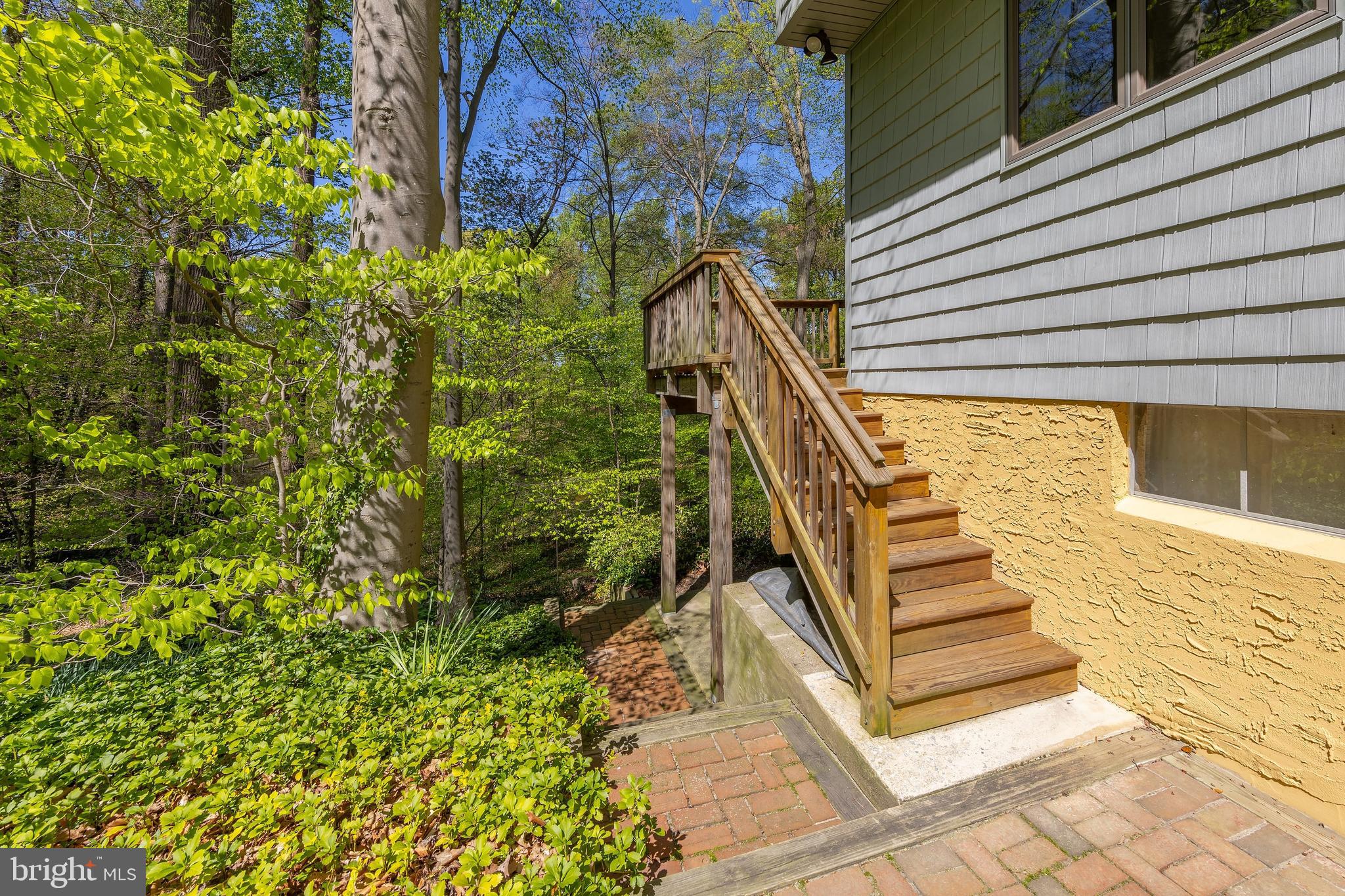 136 Weatherby Road Mullica Hill, NJ 08062 - Photo 8 of 42 Side Yard