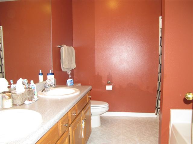 402 Old Colony Road Anderson, SC 29621 - Photo 8 of 13