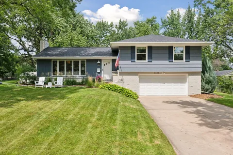 $569,000 | 4412 West 70th Street, Edina, MN 55435