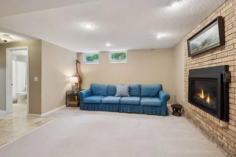 $569,000 | 4412 West 70th Street, Edina, MN 55435