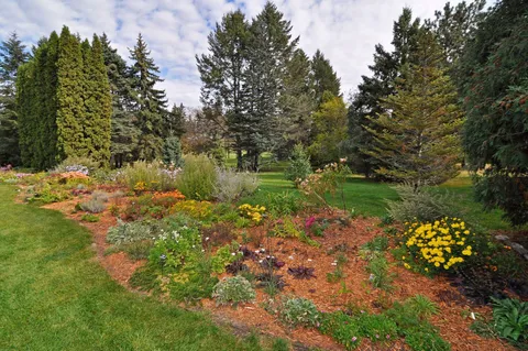 $569,000 | 4412 West 70th Street, Edina, MN 55435