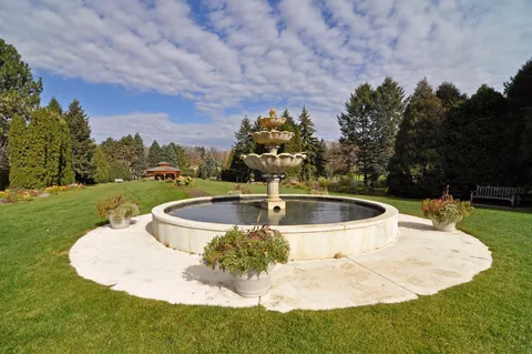 $569,000 | 4412 West 70th Street, Edina, MN 55435