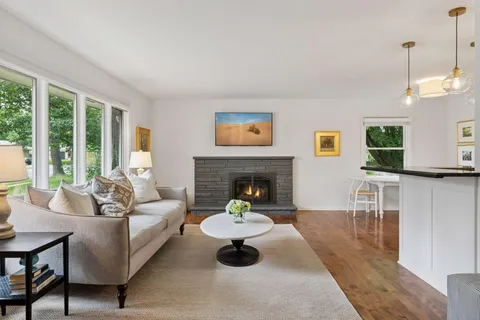 $569,000 | 4412 West 70th Street, Edina, MN 55435