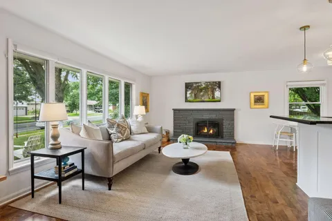 $569,000 | 4412 West 70th Street, Edina, MN 55435