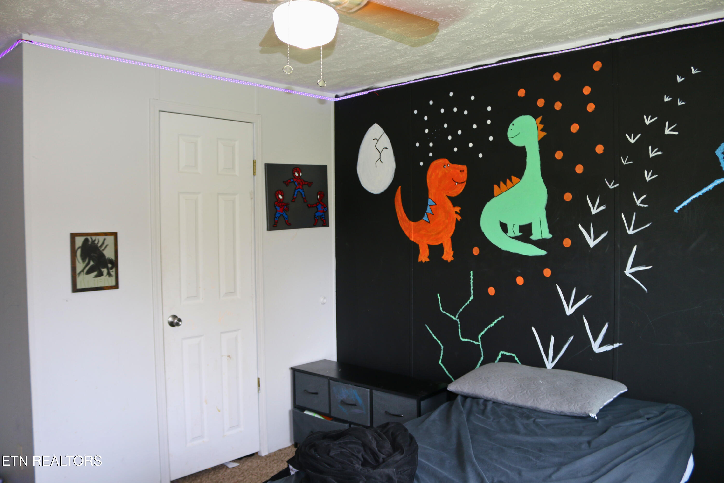 680 Forkner Chapel Road Sweetwater, TN 37874 - Photo 16 of 22 2nd bedroom