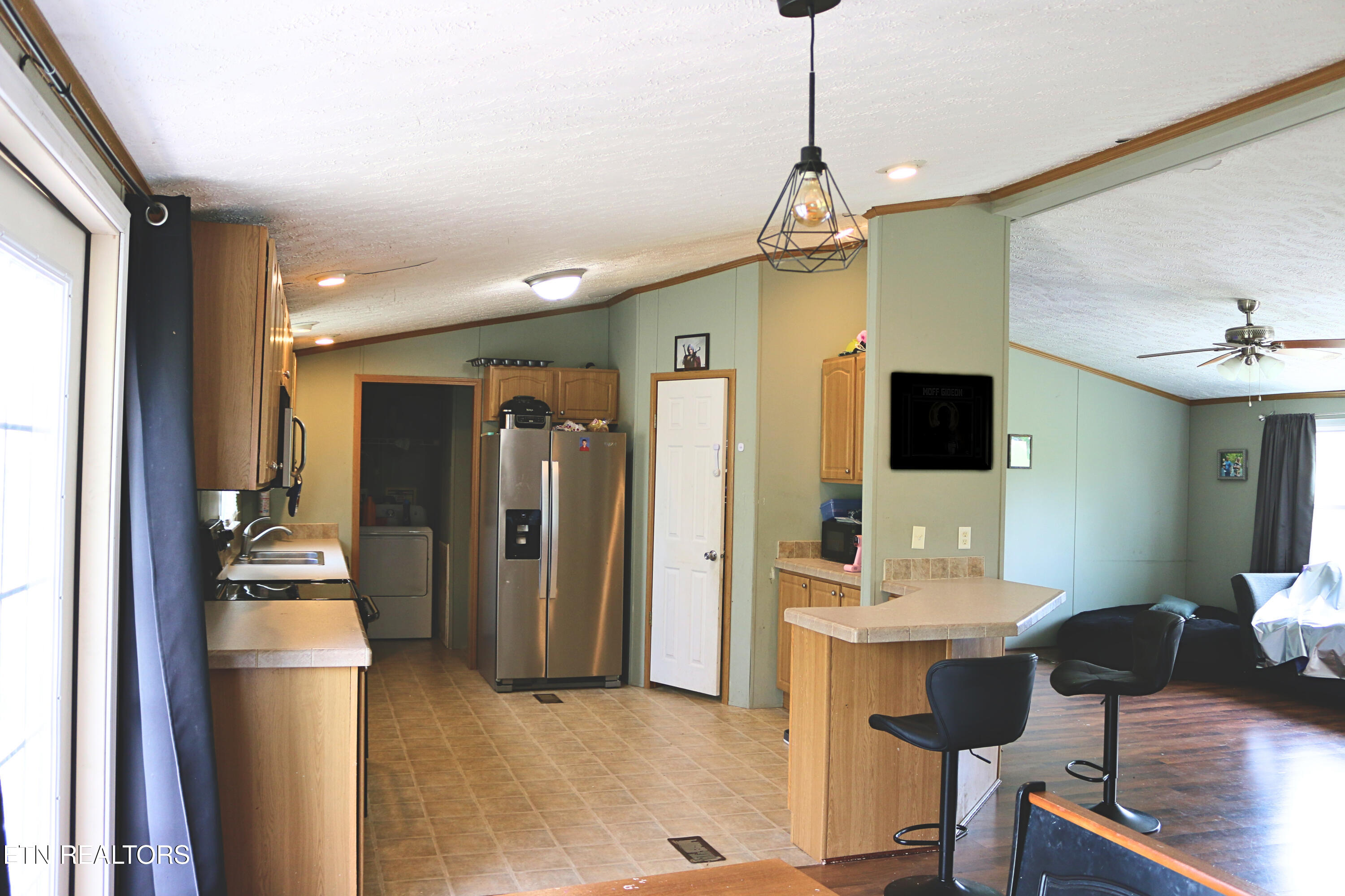 680 Forkner Chapel Road Sweetwater, TN 37874 - Photo 10 of 22 kitchen & living room