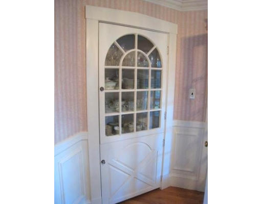 70 Lovell Road Melrose, MA 02176 - Photo 8 of 20 Gallery Image 8