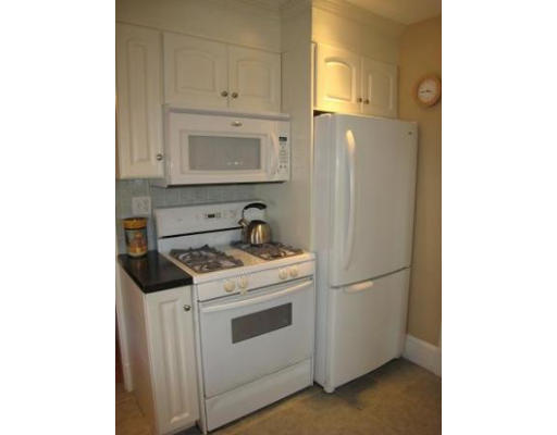 70 Lovell Road Melrose, MA 02176 - Photo 9 of 20 Gallery Image 9