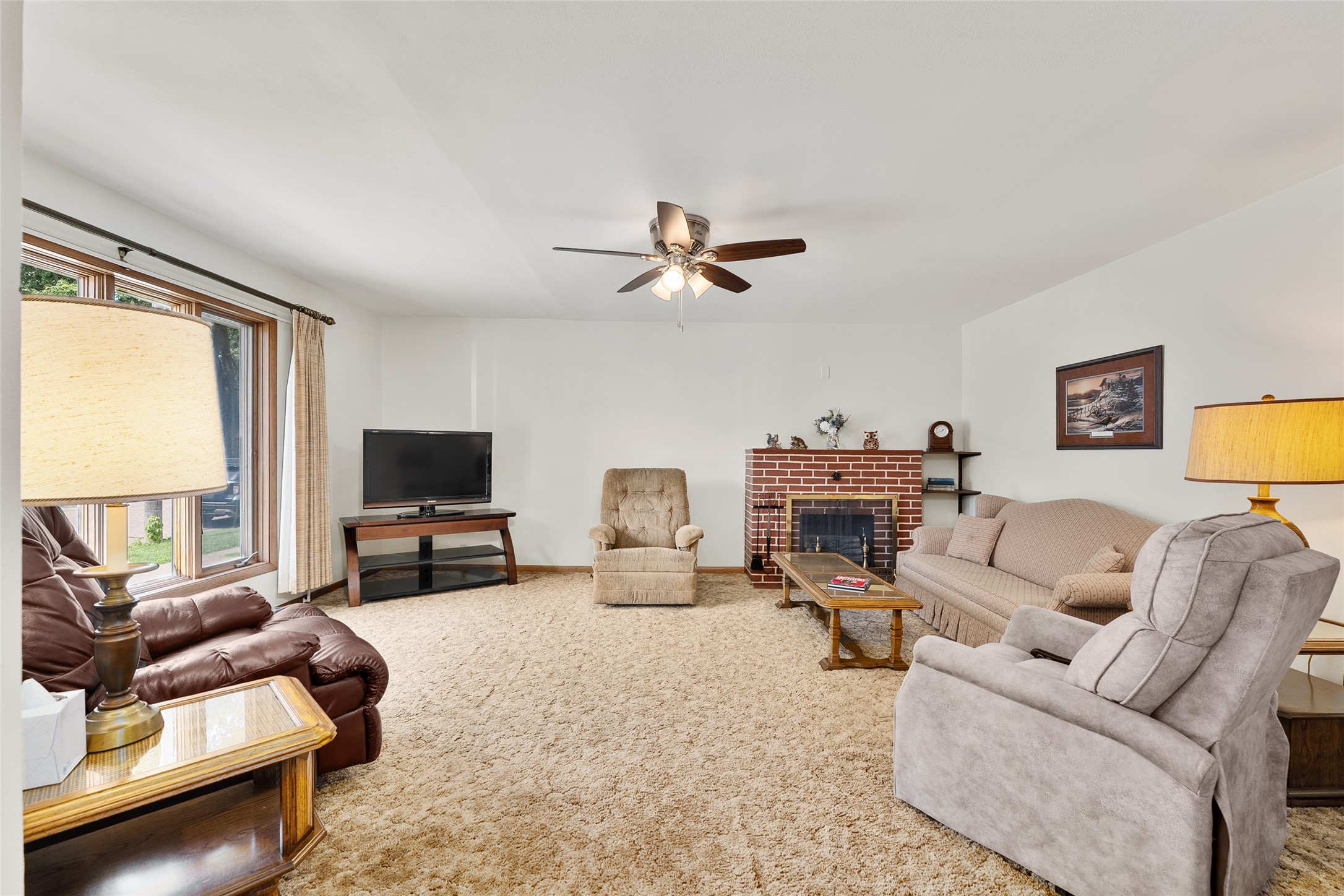 136 Barber Street Stanley, WI 54768 - Photo 7 of 38