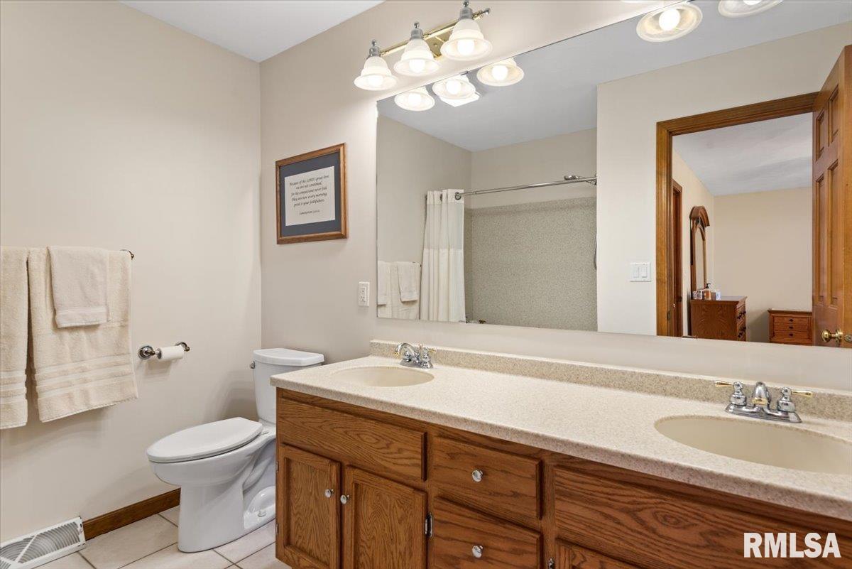 2505 Wydown Avenue Springfield, IL 62704 - Photo 22 of 41