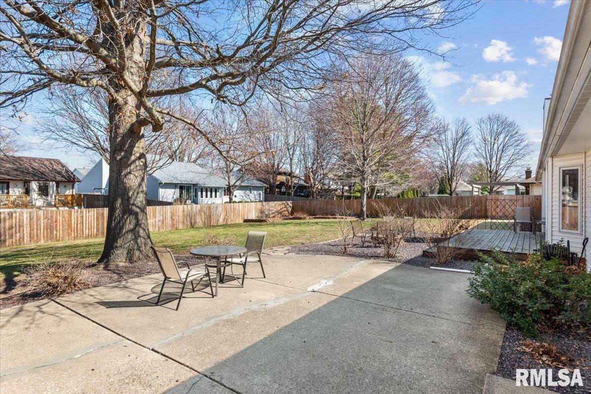 2505 Wydown Avenue Springfield, IL 62704 - Photo 34 of 41