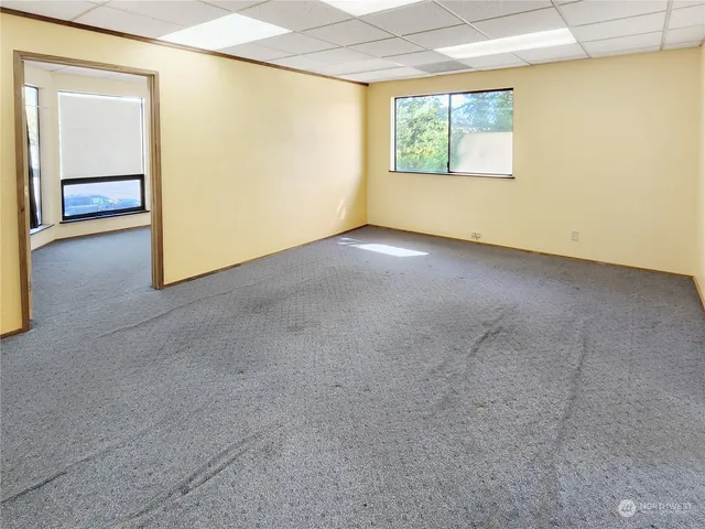 $1,400 | 520 East Whidbey Avenue, Unit 205, Oak Harbor, WA 98277