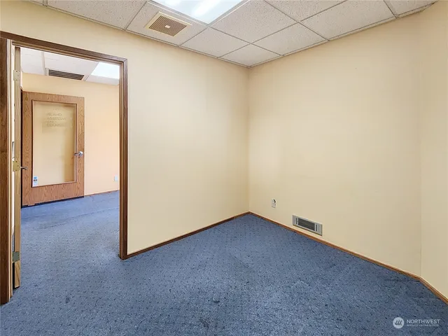 $1,400 | 520 East Whidbey Avenue, Unit 205, Oak Harbor, WA 98277